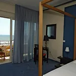 Sina Astor 4* וירג'יו