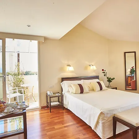 シーナ アスター ホテル