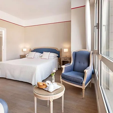 シーナ アスター ヴィアレッジョ