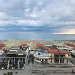 Sina Astor Viareggio