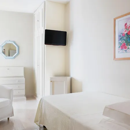 Sina Astor 4*