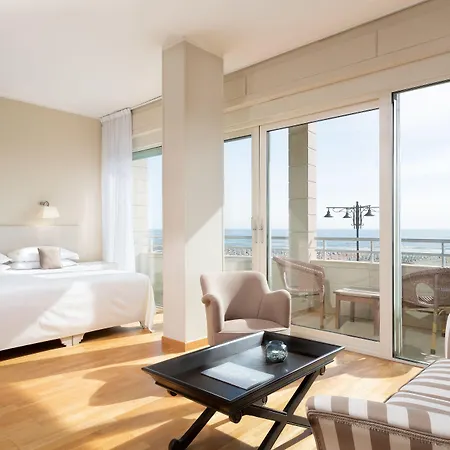 Hotel Sina Astor