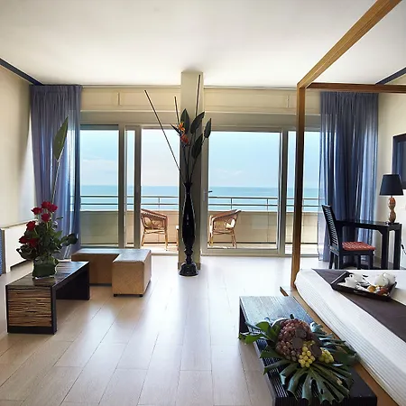 Sina Astor Hotell 4*