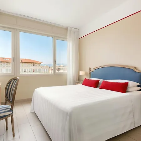 Hotel Sina Astor 4*
