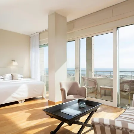 Hotel Sina Astor