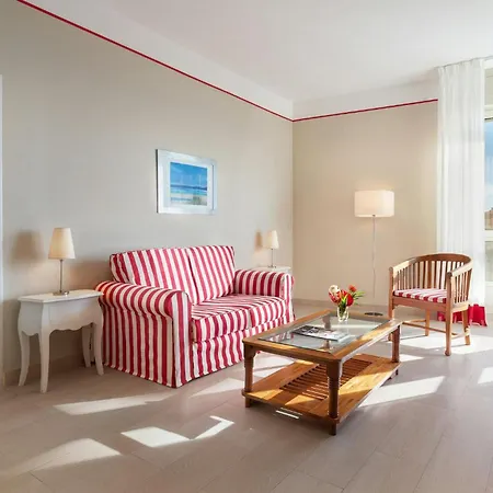 Sina Astor Hotell 4*