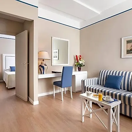 Sina Astor Hotel 4*