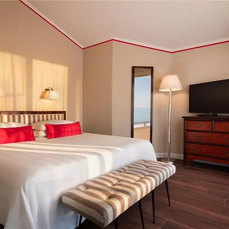 Hotel Sina Astor 4*