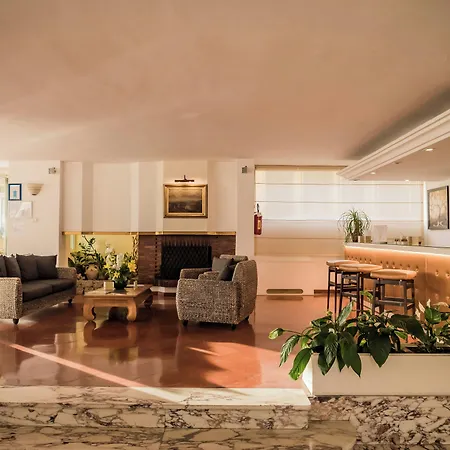 Hotel Sina Astor 4*