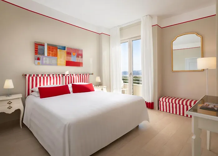 ホテル シーナ アスター 4*