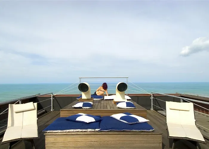 ホテル シーナ アスター ヴィアレッジョ